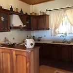 Helmos View - Relaxation & Nature Casa vacanze Valimi