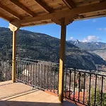 Helmos View - Relaxation & Nature Holiday home Valimi