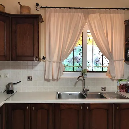 Helmos View - Relaxation & Nature Holiday home