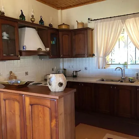 Helmos View - Relaxation & Nature Holiday home Valimi