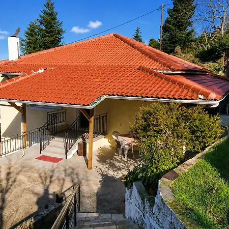 בית נופש Helmos View - Relaxation & Nature Valimi