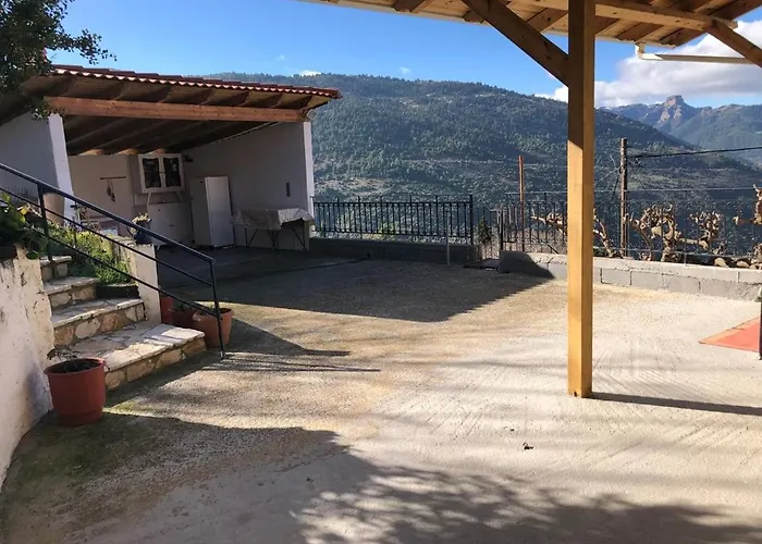 Helmos View - Relaxation & Nature Prázdninový dům Valimí